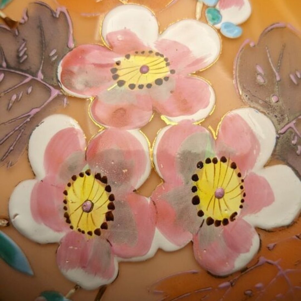 19th-Century Harrach Czech (Bohemia) Opal Vase -  Antique 11"- Hand-Enameled - Picture 4 of 16